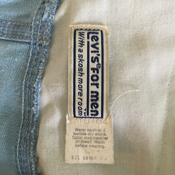 Mens Vintage Levis Shorts - Picture 7 of 8